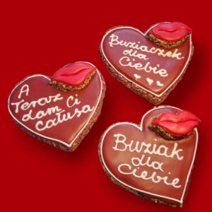 WIELKIE SERCE Z CAŁUSEM